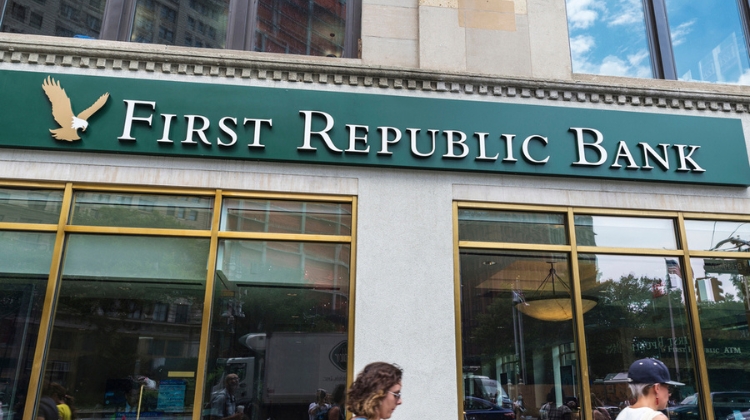 U.S. Bank Crisis Looms as First Republic Bank Faces Massive Withdrawals
